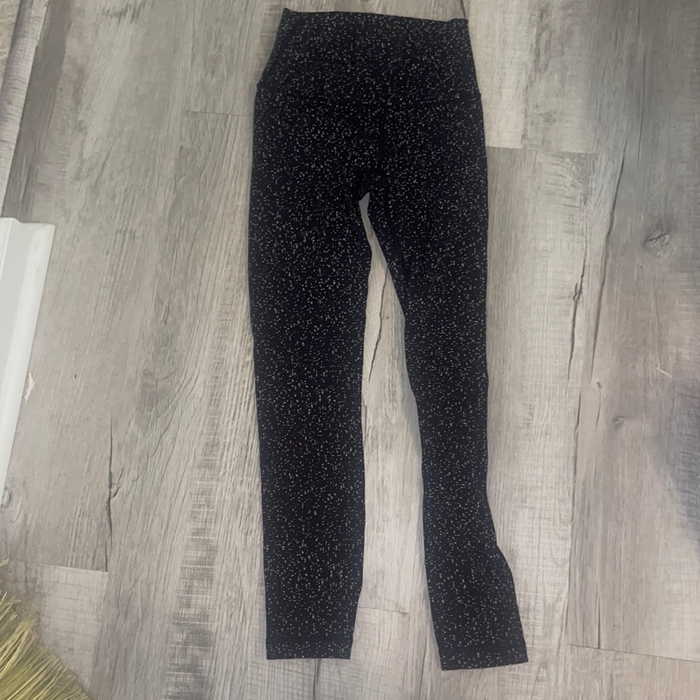 Lululemon Wunder Under leggings